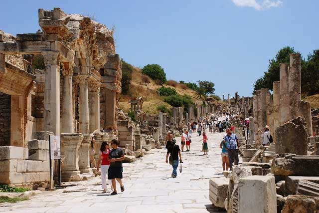 1-GÜN EFES TURU (İSTANBULDAN - UÇAKLA)